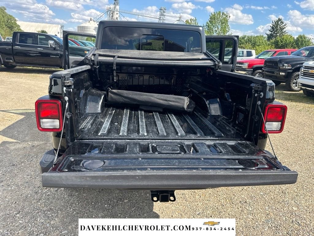 2021 Jeep Gladiator Sport S 4x4