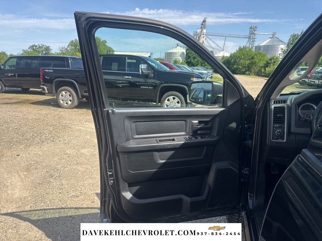 2018 RAM 1500 Express Quad Cab 4x4 6'4" Box