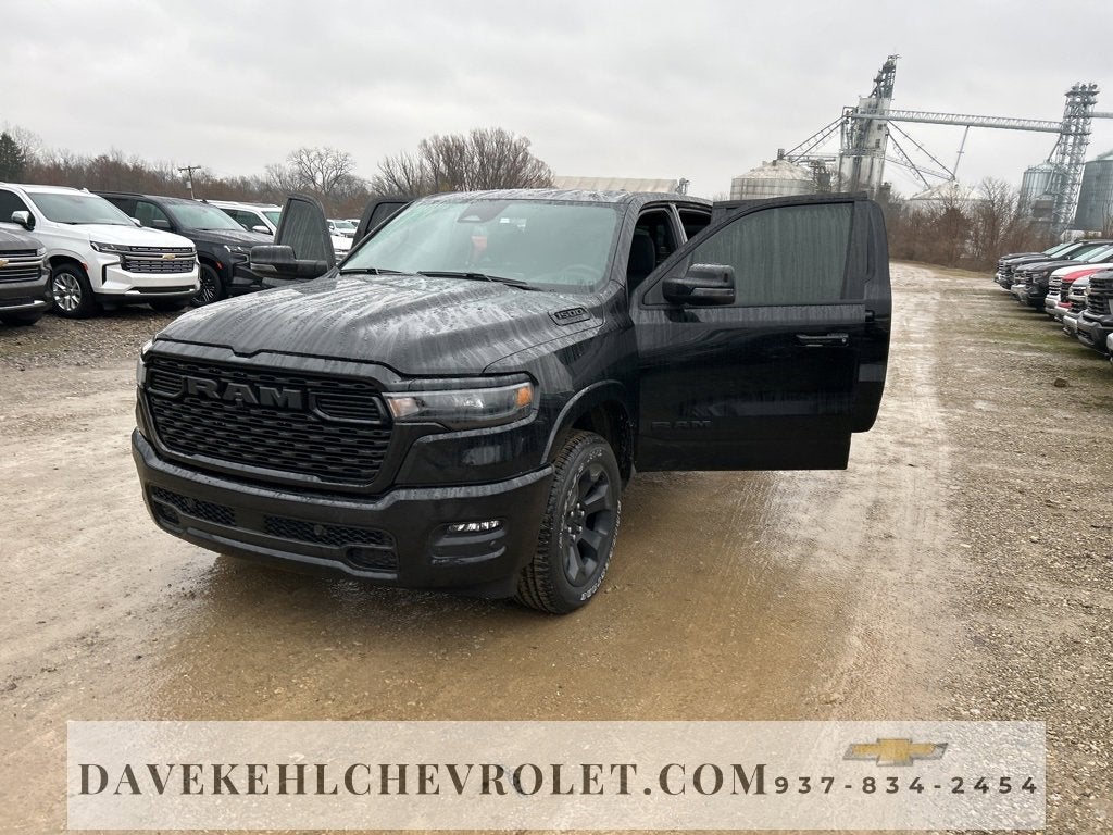 2025 RAM 1500 Big Horn Crew Cab 4x4 5'7" Box