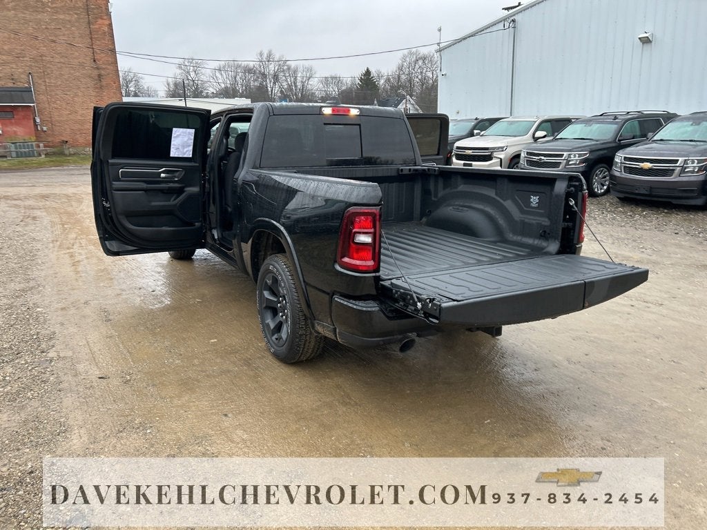 2025 RAM 1500 Big Horn Crew Cab 4x4 5'7" Box