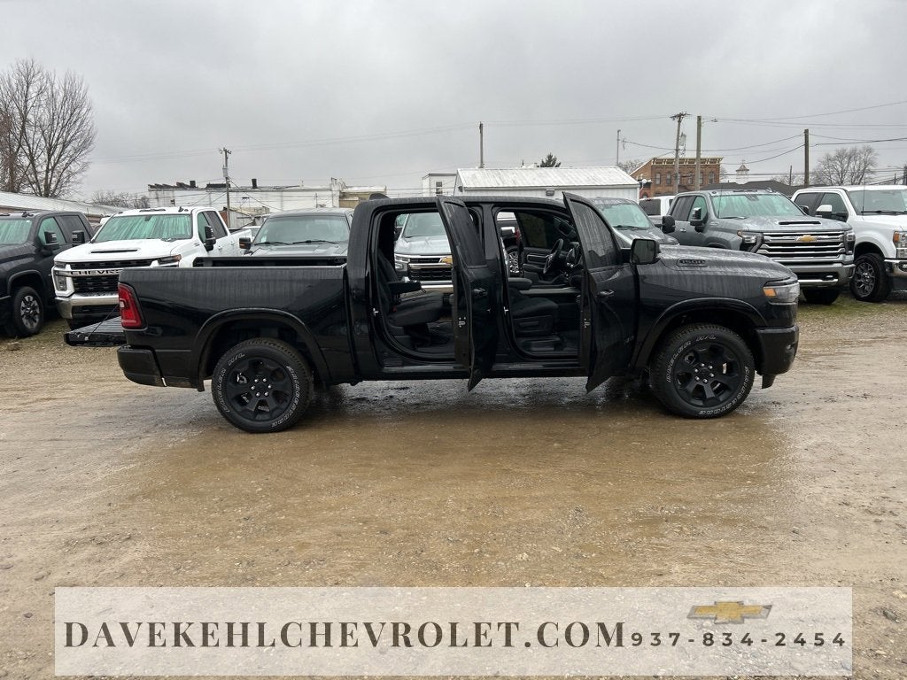 2025 RAM 1500 Big Horn Crew Cab 4x4 5'7" Box