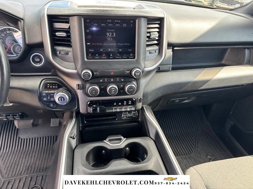 2020 RAM 1500 Big Horn Crew Cab 4x4 5'7" Box