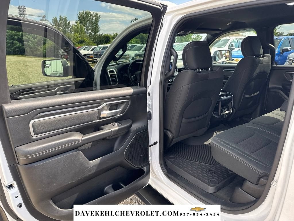 2020 RAM 1500 Big Horn Crew Cab 4x4 5'7" Box