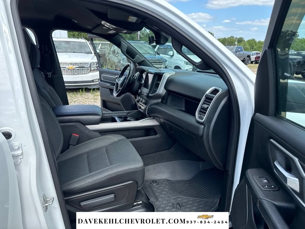 2020 RAM 1500 Big Horn Crew Cab 4x4 5'7" Box