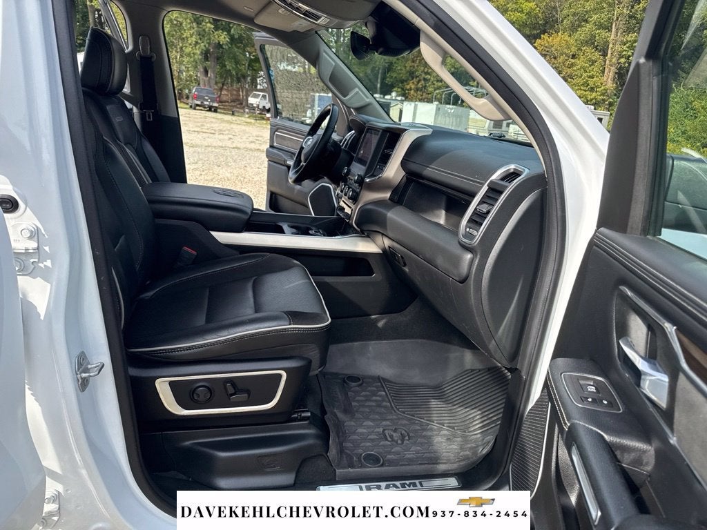 2022 RAM 1500 Laramie Crew Cab 4x4 5'7" Box