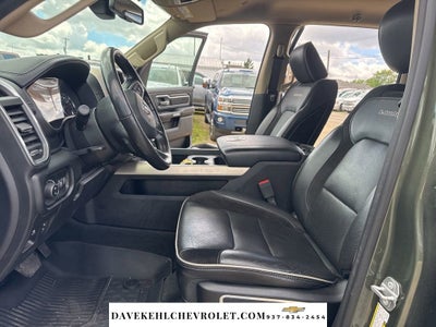 2020 RAM 1500 Laramie Crew Cab 4x4 5'7" Box