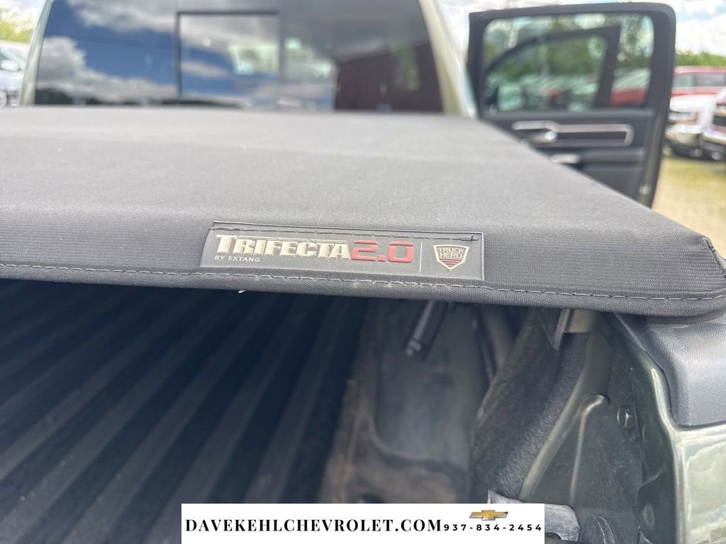2020 RAM 1500 Laramie Crew Cab 4x4 5'7" Box