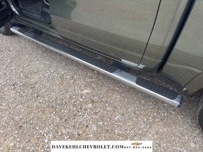 2020 RAM 1500 Laramie Crew Cab 4x4 5'7" Box