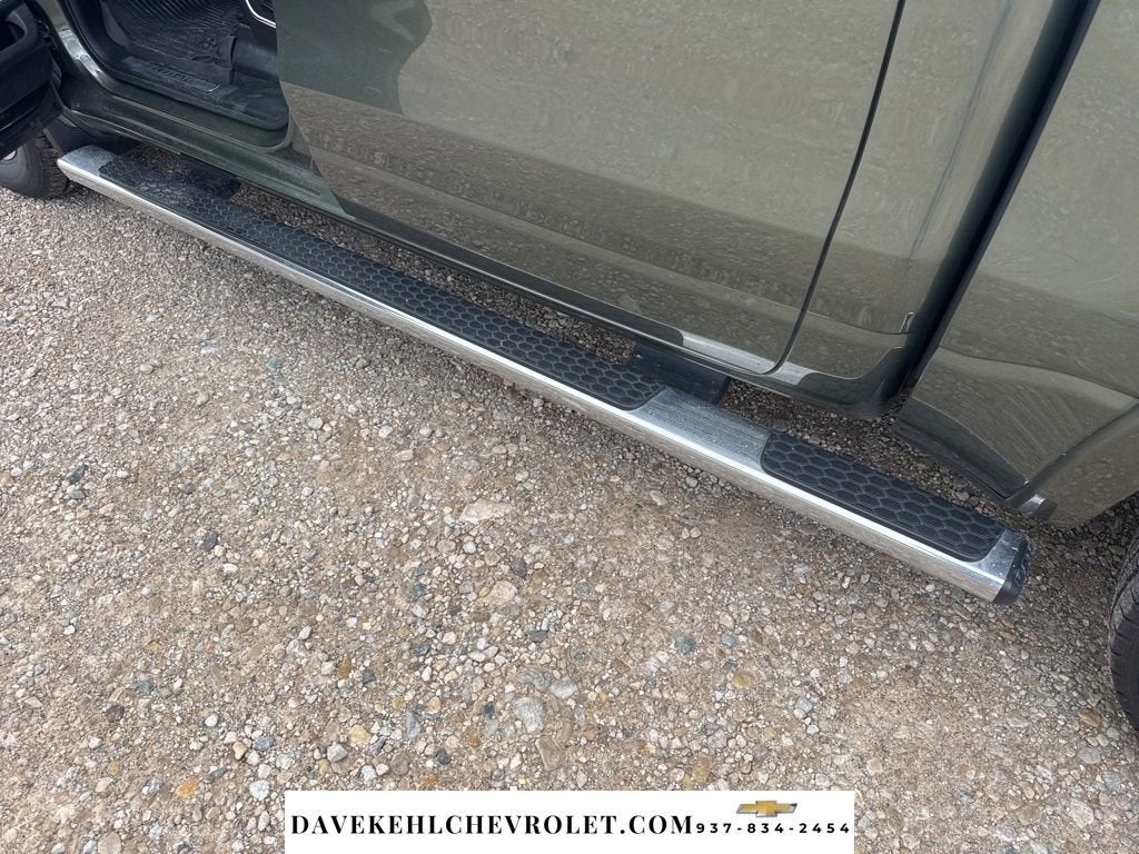 2020 RAM 1500 Laramie Crew Cab 4x4 5'7" Box