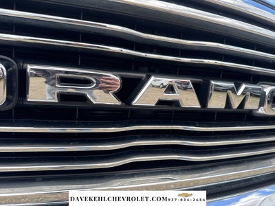 2020 RAM 1500 Laramie Crew Cab 4x4 5'7" Box