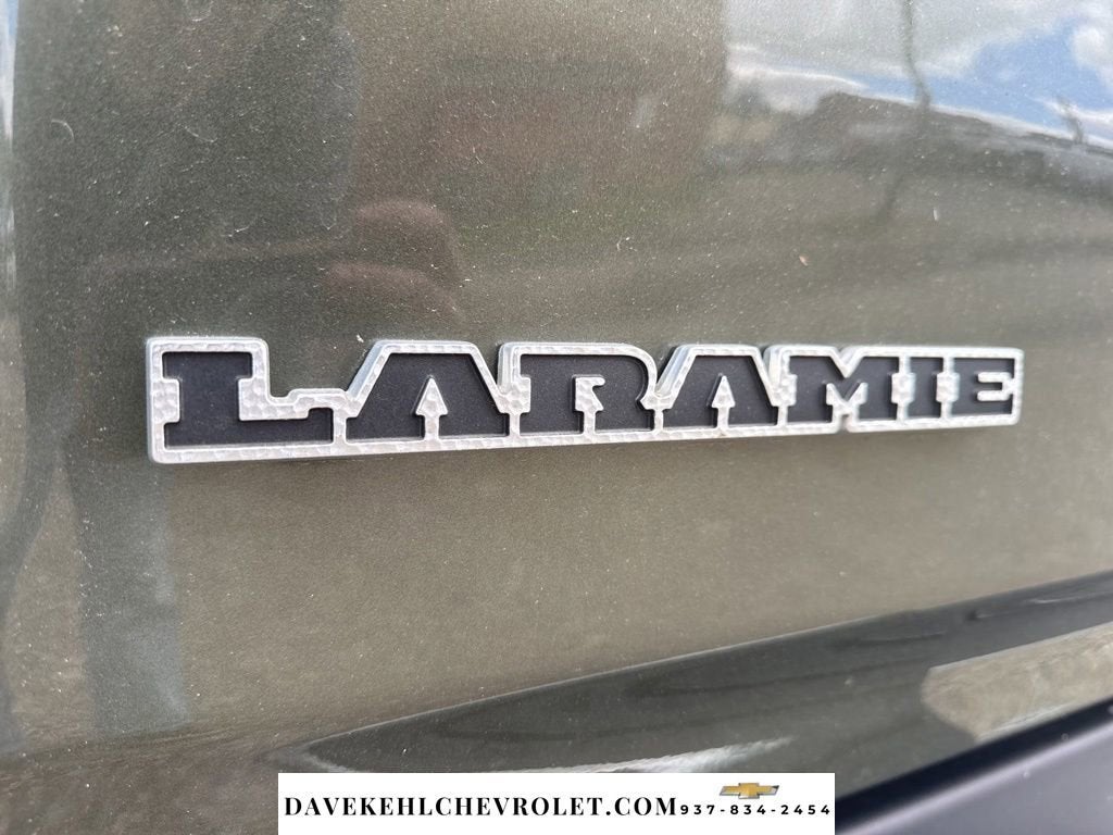 2020 RAM 1500 Laramie Crew Cab 4x4 5'7" Box
