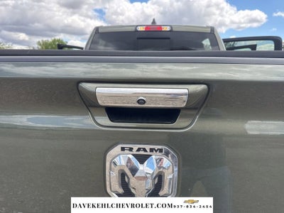 2020 RAM 1500 Laramie Crew Cab 4x4 5'7" Box