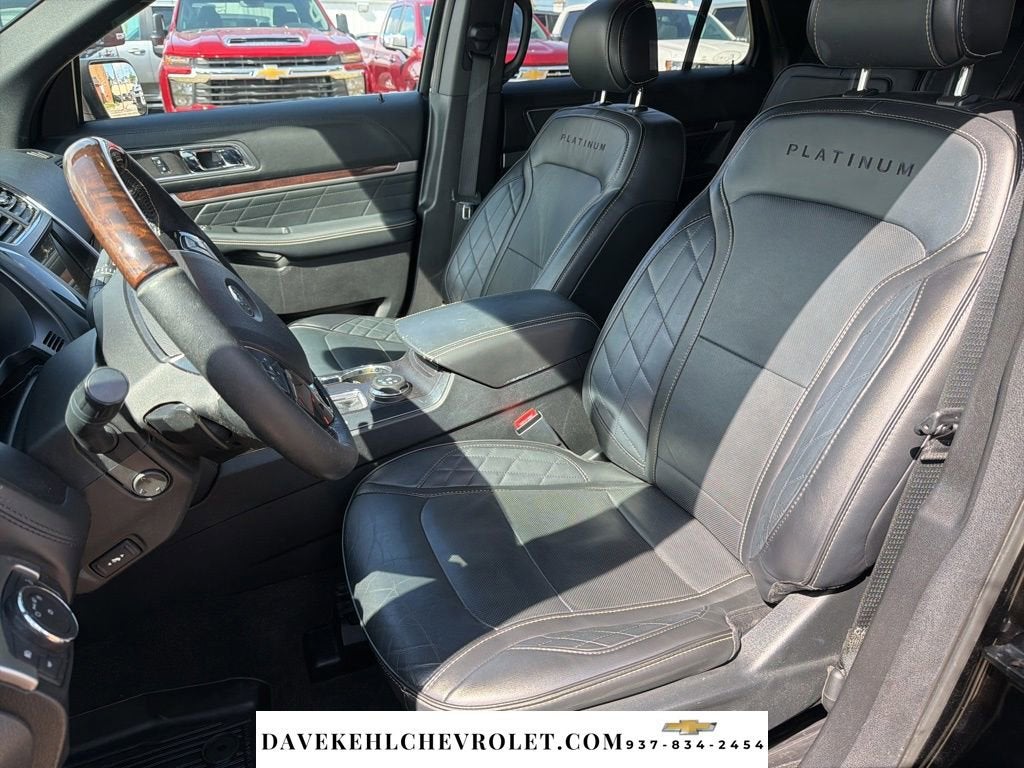 2017 Ford Explorer Platinum