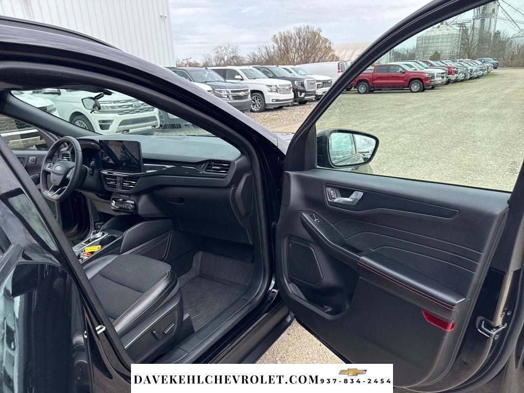 2023 Ford Escape ST-Line Select