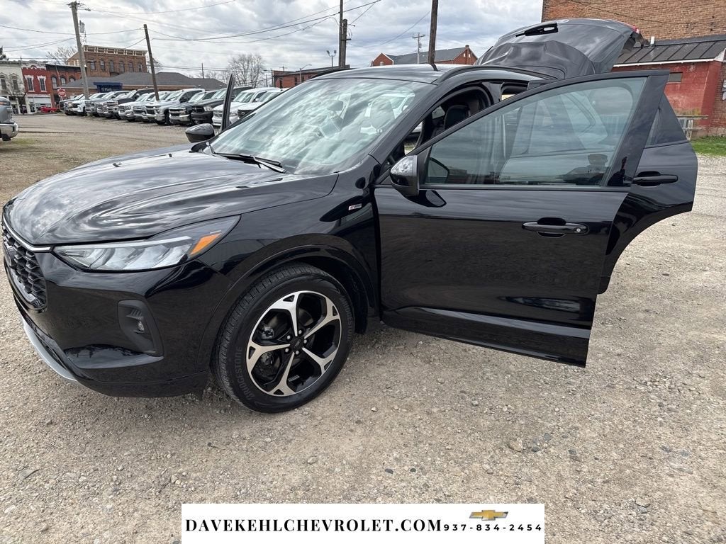 2023 Ford Escape ST-Line Select