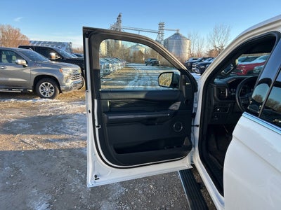 2022 Ford Expedition Platinum MAX