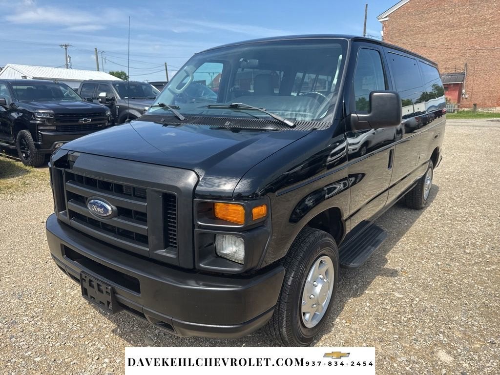 2011 Ford E-Series E-150 XL's photo