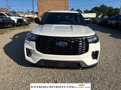 2025 Ford Explorer ST-Line