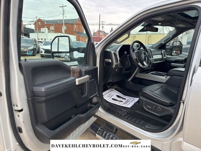 2017 Ford Super Duty F-250 SRW Lariat