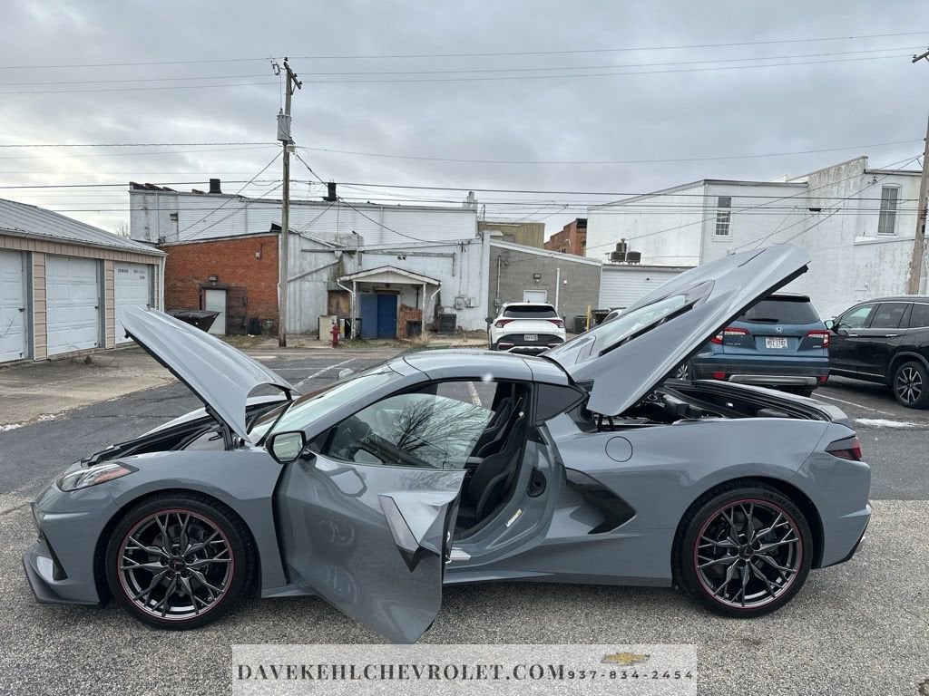 2025 Chevrolet Corvette Stingray 1LT