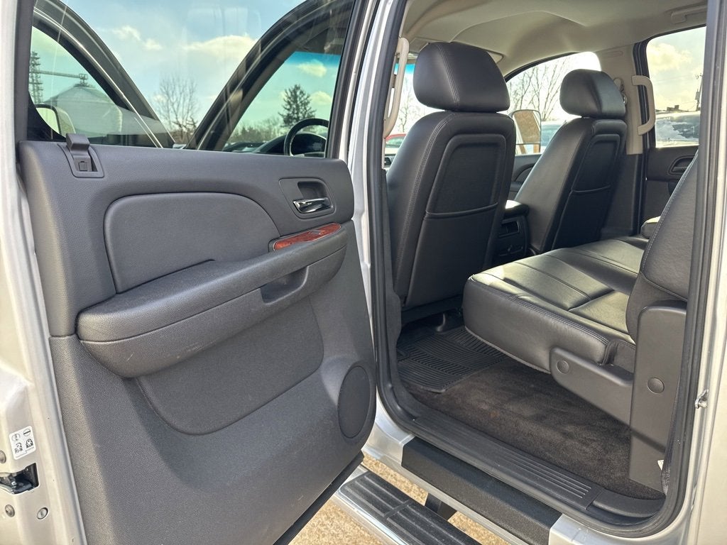 2011 Chevrolet Silverado 3500 HD SRW LTZ