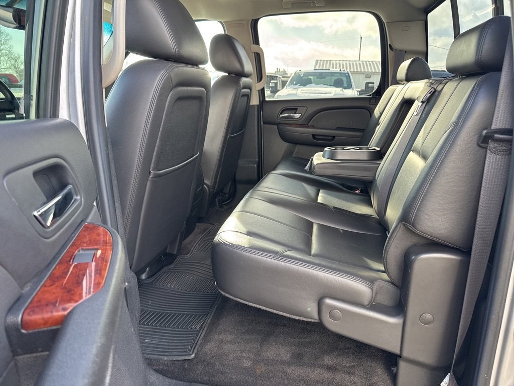 2011 Chevrolet Silverado 3500 HD SRW LTZ