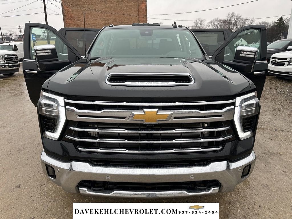 2025 Chevrolet Silverado 3500 HD LTZ DRW