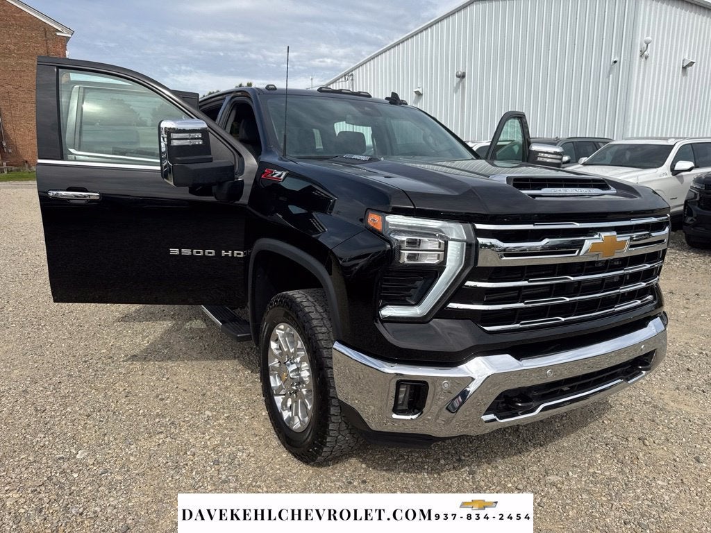 2025 Chevrolet Silverado 3500 HD LTZ