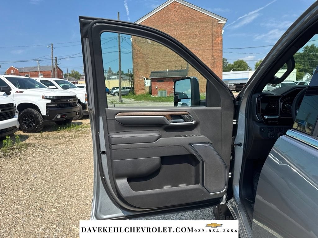 2025 Chevrolet Silverado 3500 HD High Country DRW