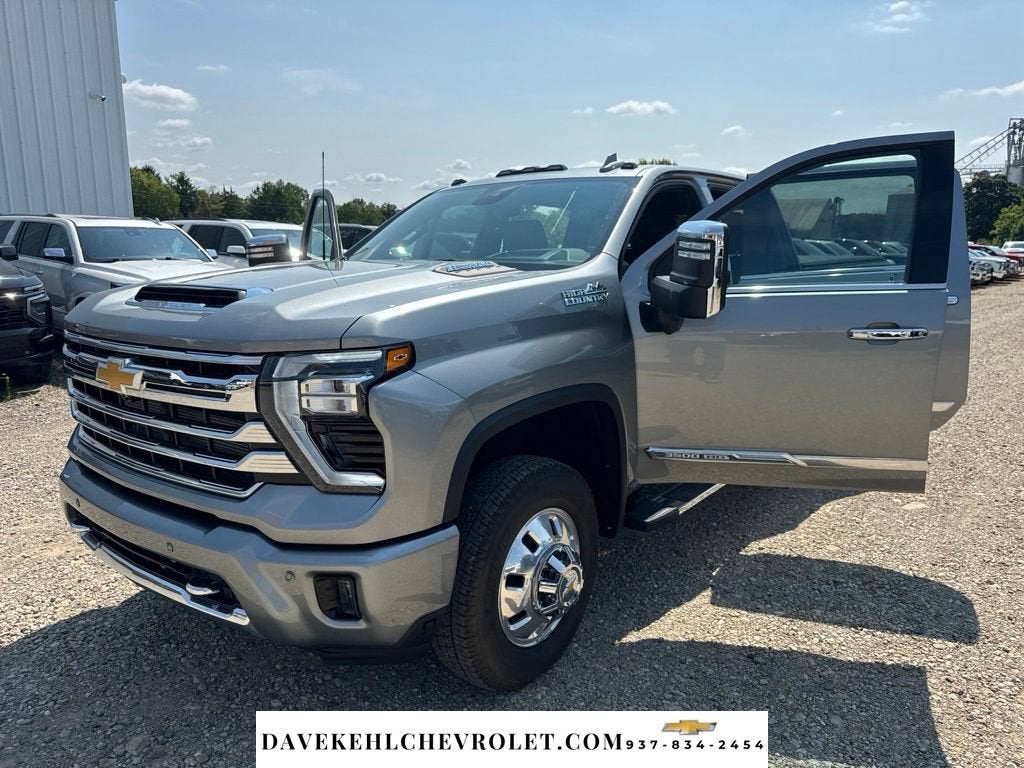 2025 Chevrolet Silverado 3500 HD High Country DRW