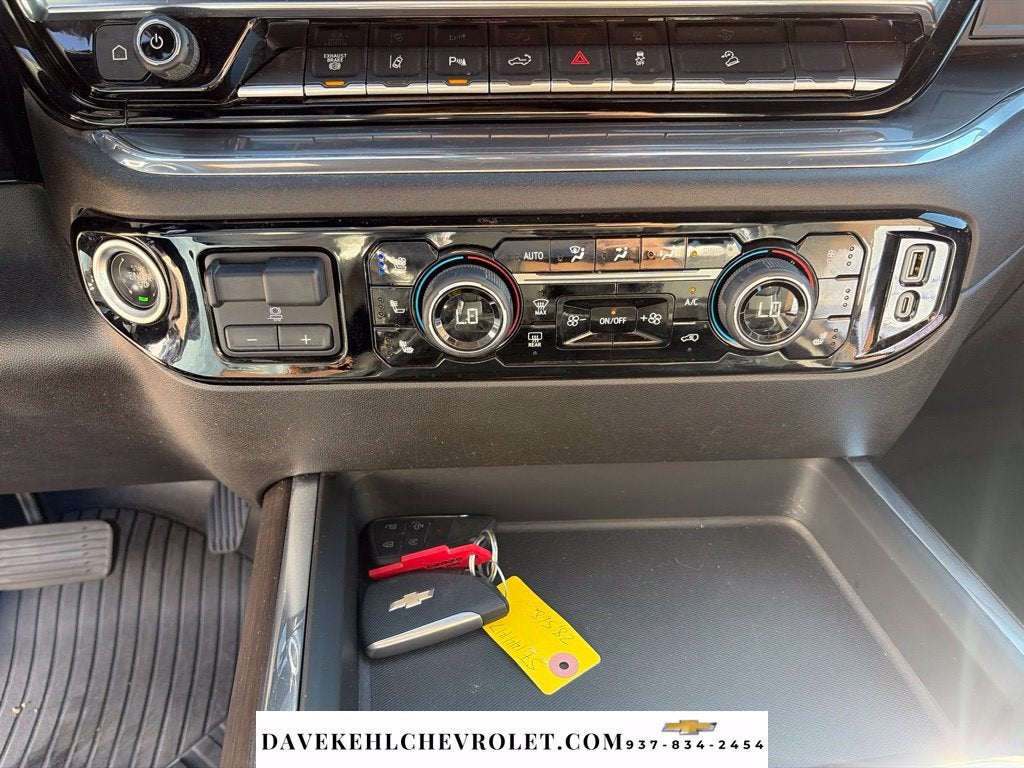 2025 Chevrolet Silverado 3500 HD High Country
