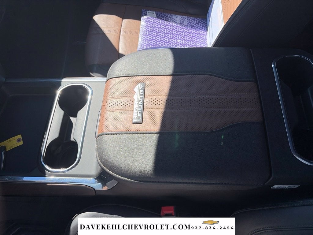 2025 Chevrolet Silverado 3500 HD High Country