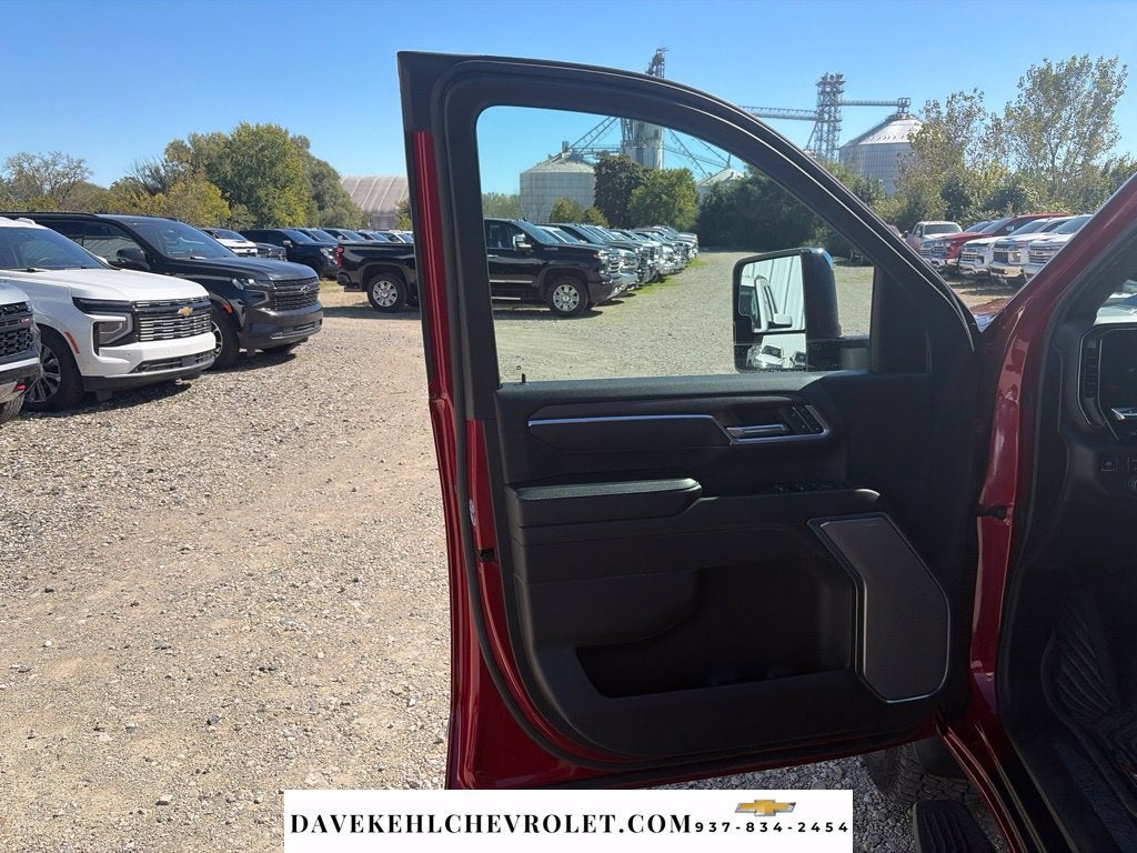 2025 Chevrolet Silverado 3500 HD High Country