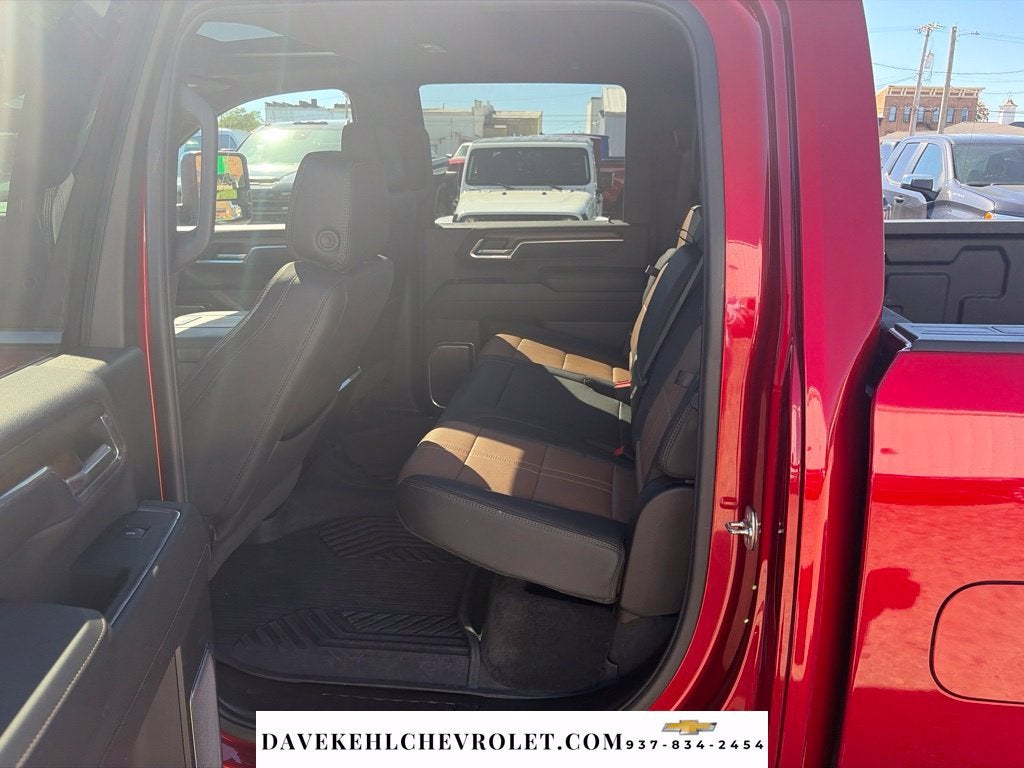 2025 Chevrolet Silverado 3500 HD High Country