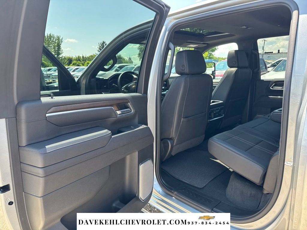 2025 Chevrolet Silverado 3500 HD High Country DRW
