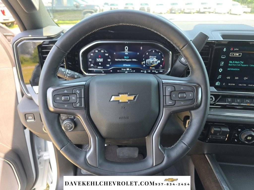 2025 Chevrolet Silverado 3500 HD High Country DRW