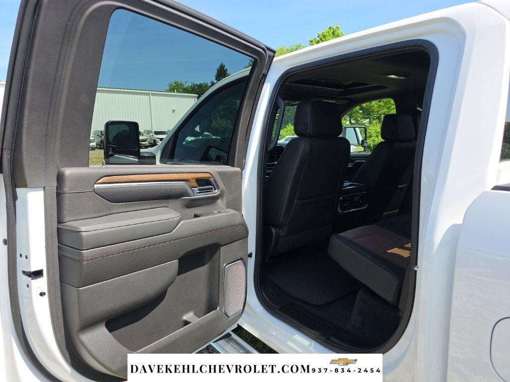 2025 Chevrolet Silverado 3500 HD High Country DRW