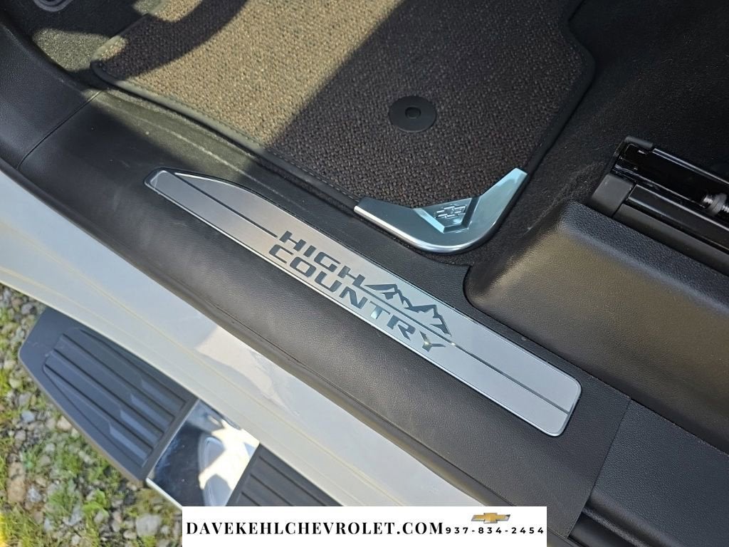 2025 Chevrolet Silverado 3500 HD High Country DRW