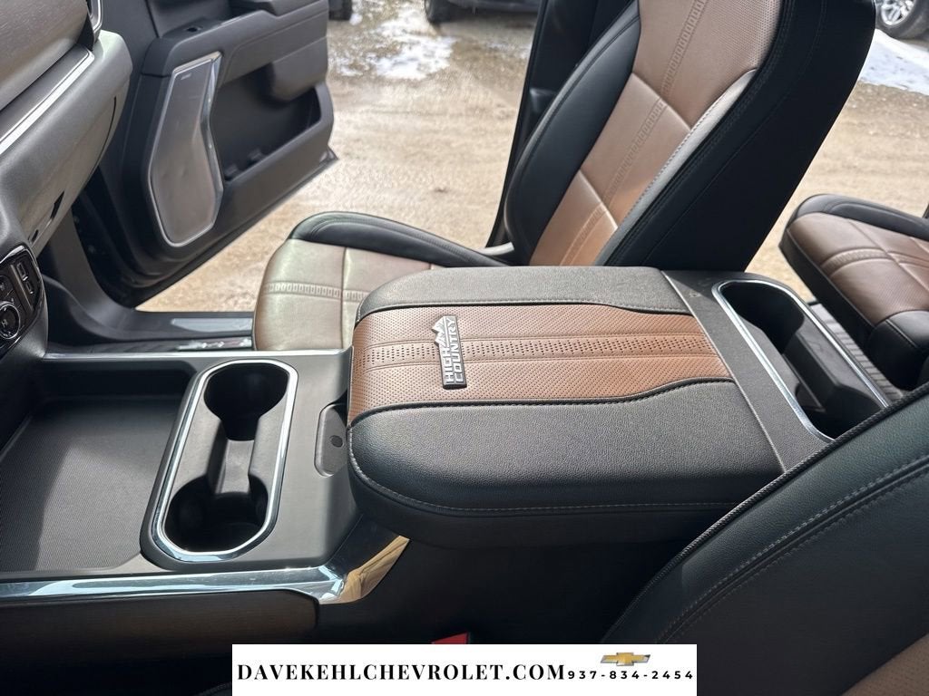 2024 Chevrolet Silverado 3500 HD High Country DRW