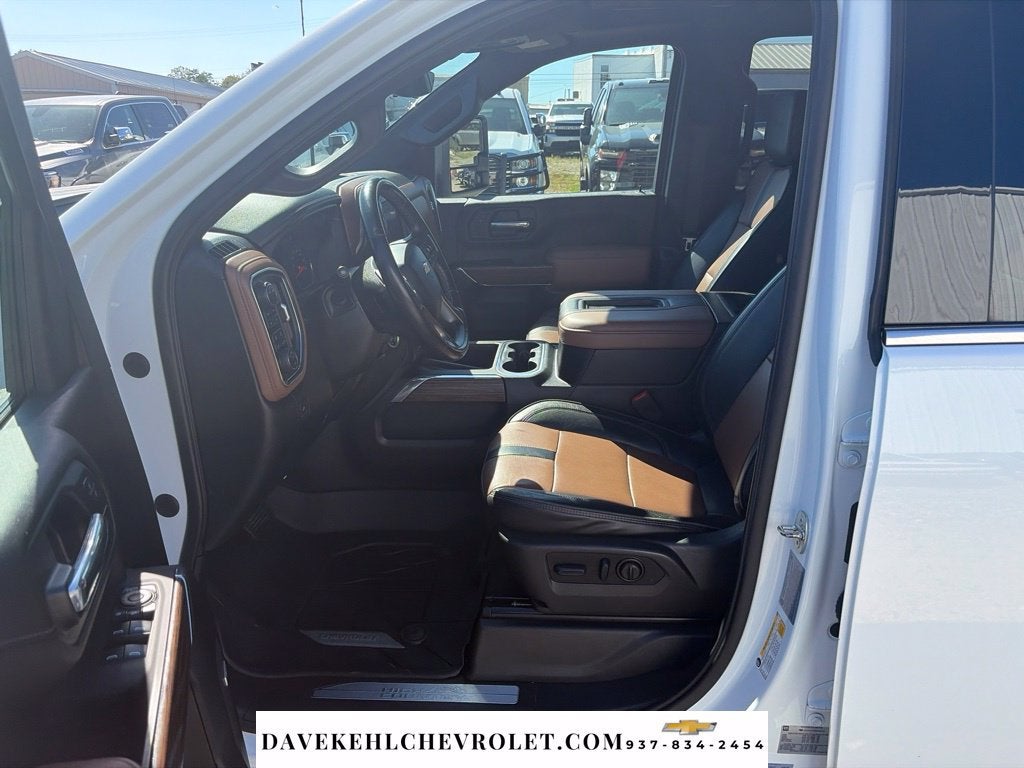 2022 Chevrolet Silverado 3500 HD High Country