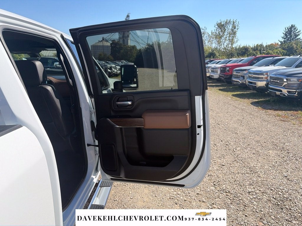 2022 Chevrolet Silverado 3500 HD High Country