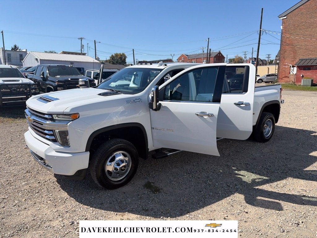 2022 Chevrolet Silverado 3500 HD High Country