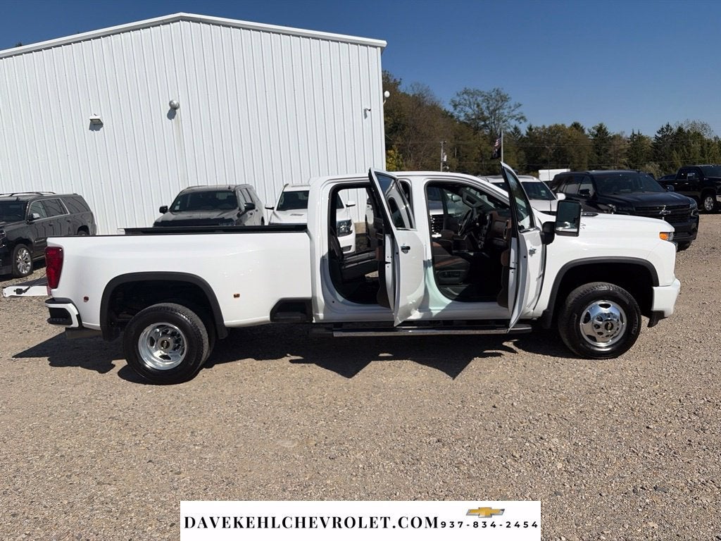 2022 Chevrolet Silverado 3500 HD High Country