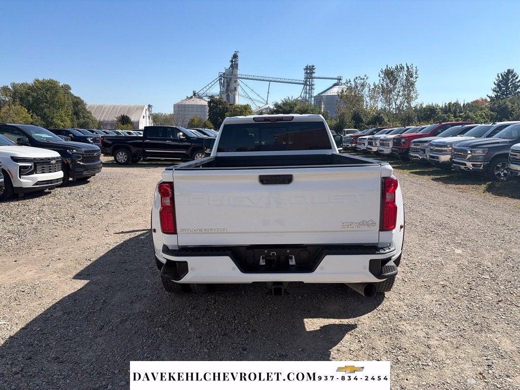 2022 Chevrolet Silverado 3500 HD High Country