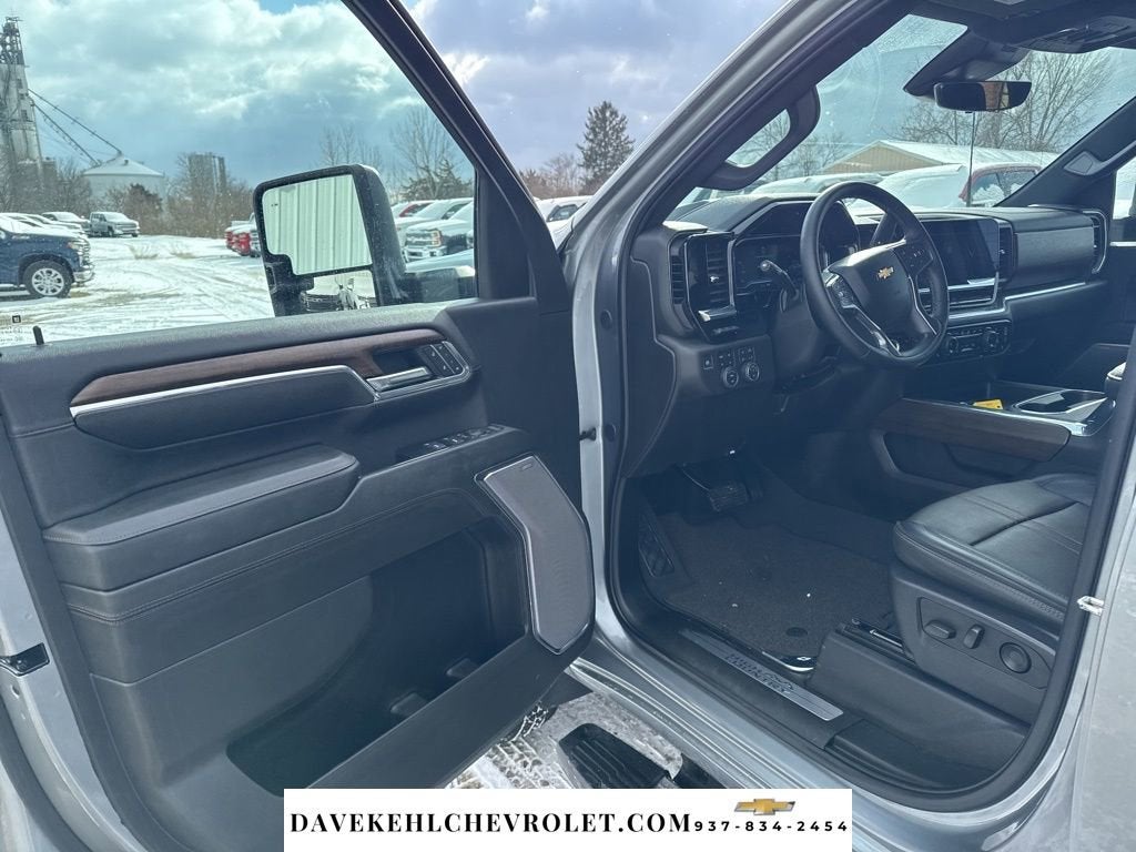 2024 Chevrolet Silverado 3500 HD High Country DRW