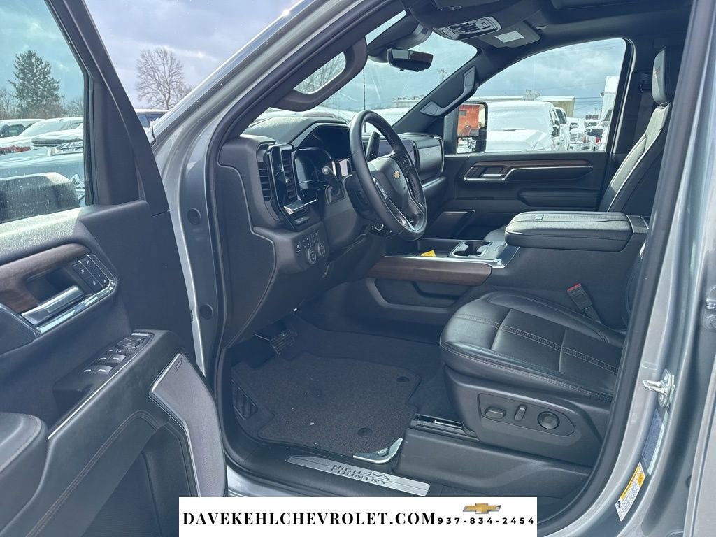 2024 Chevrolet Silverado 3500 HD High Country DRW