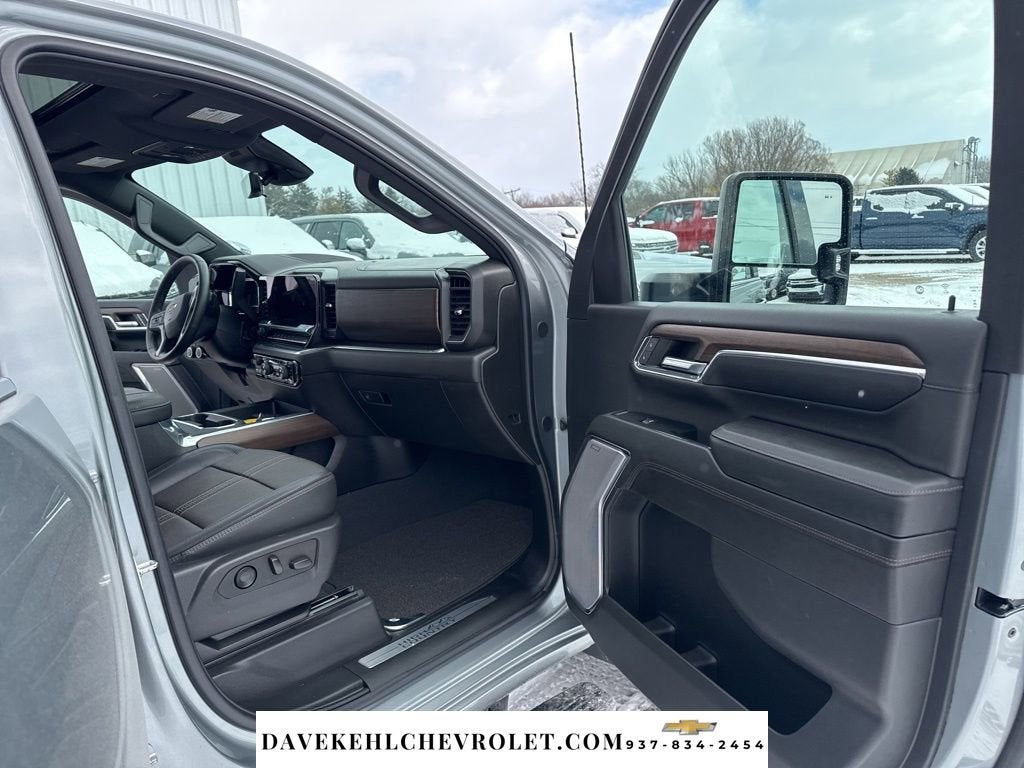 2024 Chevrolet Silverado 3500 HD High Country DRW