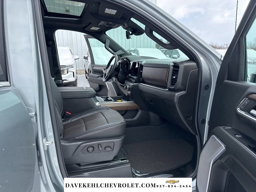 2024 Chevrolet Silverado 3500 HD High Country DRW