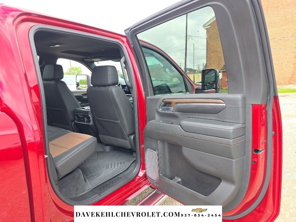 2024 Chevrolet Silverado 3500 HD High Country