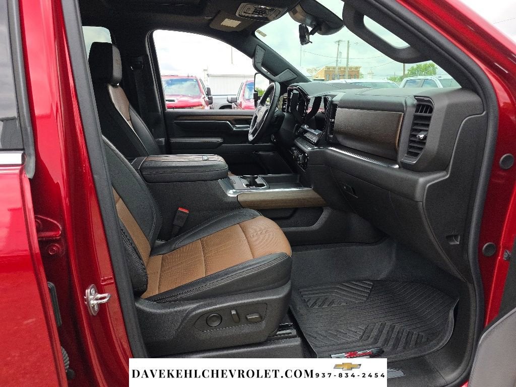 2024 Chevrolet Silverado 3500 HD High Country